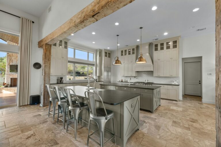 1043 Twin River Kitchen 768x512