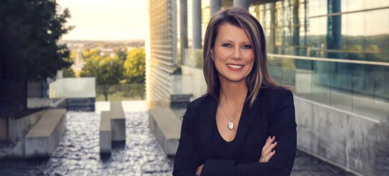 Tara Stark — Realtor 1 1 768x348