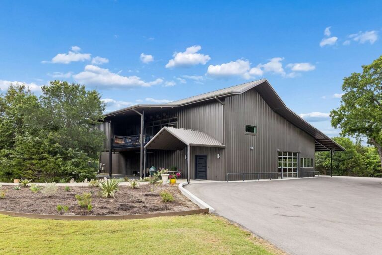 Valley View Barndominium Estate 1 1 768x512