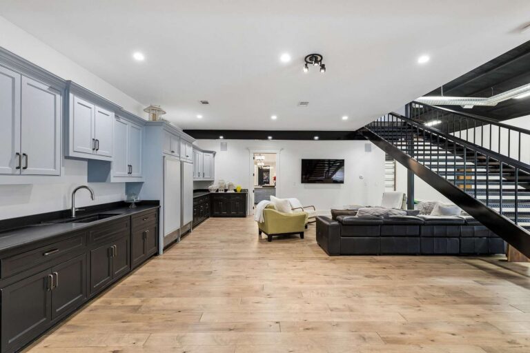 Valley View Barndominium Estate 4 1 768x512