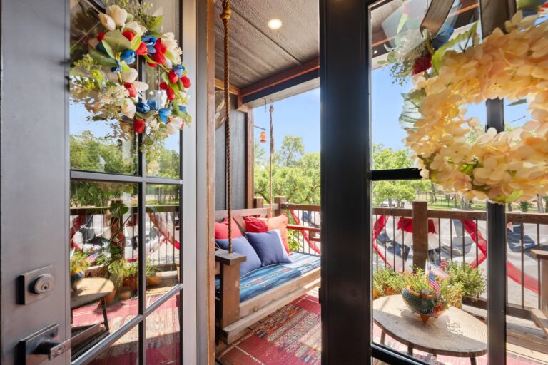 21300 Balcony Porch 1 768x512