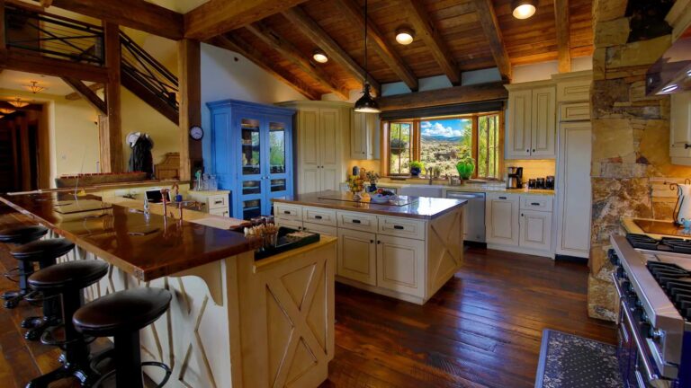 Eagle Ridge Ranch Kitchen HD 1 768x432