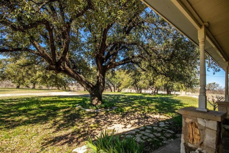 Leon River Ranch Porch View