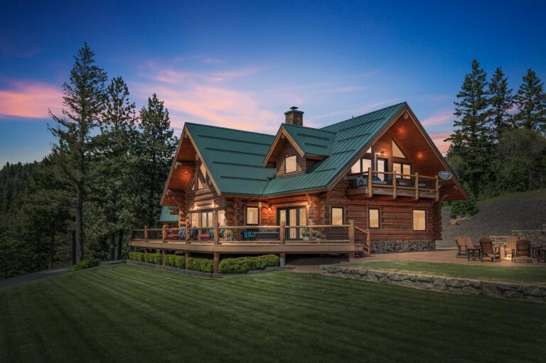 Painted Rose Ranch Evening Lodge Exterior 768x511