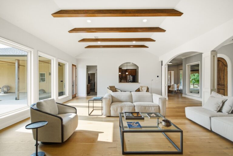Perrin Equestrian Estate Great Room 1 768x513